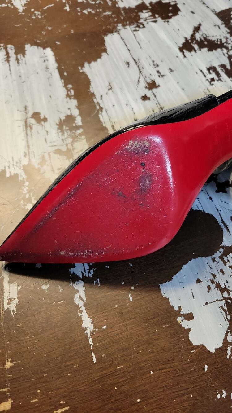 Christian Louboutin Black Patent Leather Slingback Pumps Size 42 DAMAGED - Picture 5 of 9